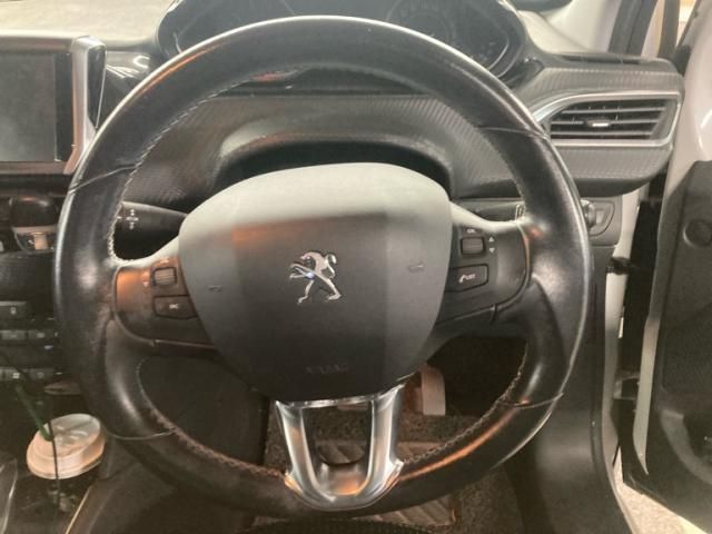 PEUGEOT PEUGEOT 208 2016