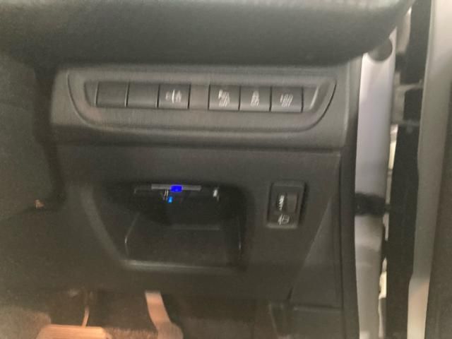 PEUGEOT PEUGEOT 208 2016