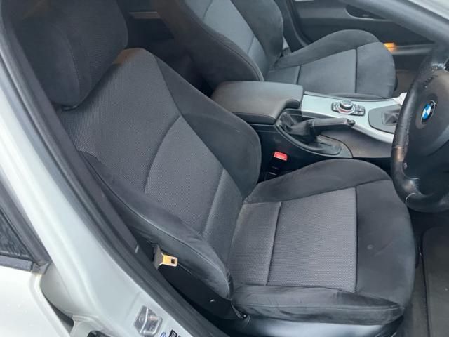 BMW BMW 3series TOURING 2011