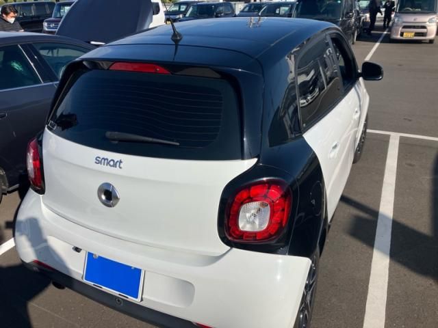 MCC SMART FORFOUR 2018
