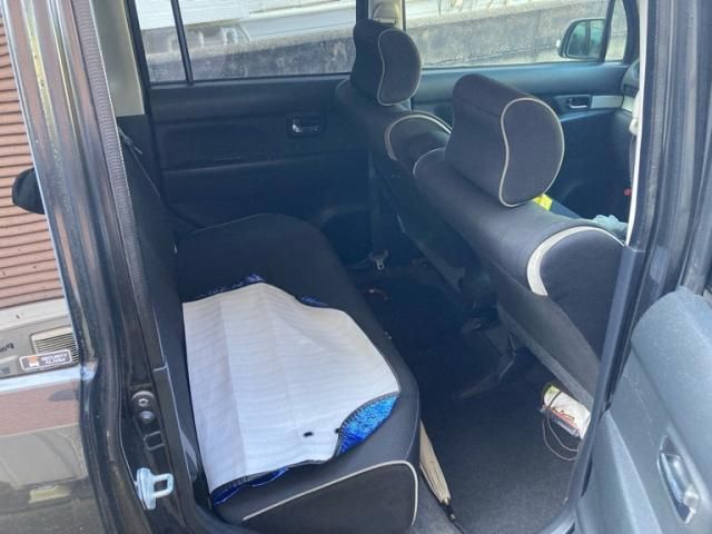 DAIHATSU MOVE CONTE CUSTOM 2011