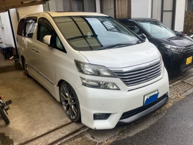 TOYOTA VELLFIRE 2008