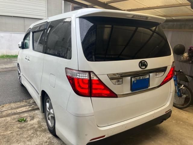 TOYOTA VELLFIRE 2008