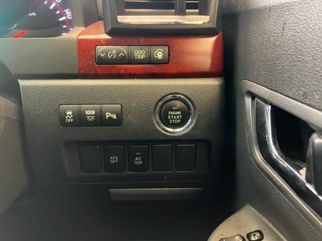 TOYOTA VELLFIRE 2008