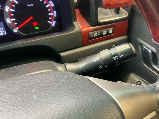 TOYOTA VELLFIRE 2008