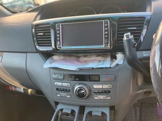 TOYOTA VOXY 4WD 2005