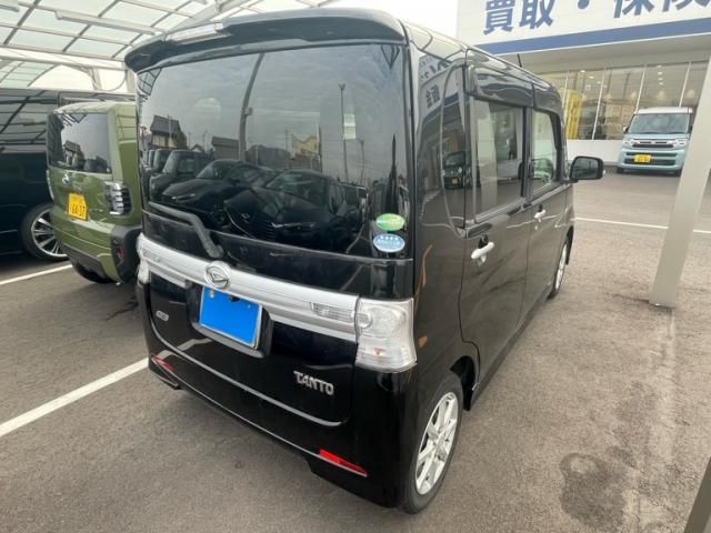 DAIHATSU TANTO CUSTOM 2013
