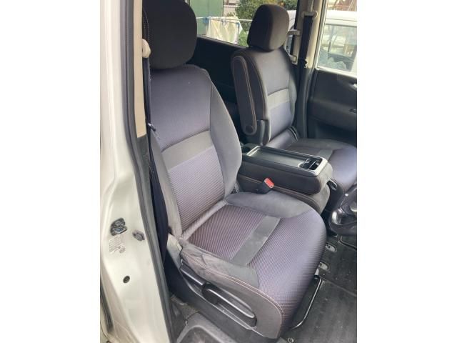 NISSAN SERENA  WG 2009