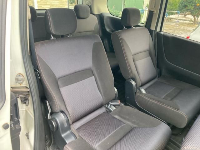NISSAN SERENA  WG 2009