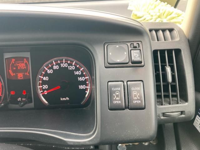 NISSAN SERENA  WG 2009