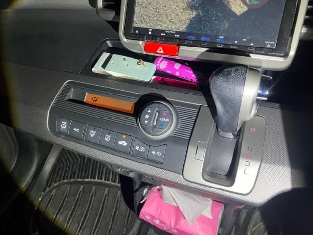 HONDA FREED HYBRID 2013