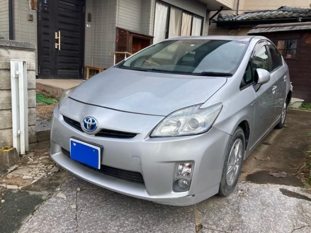 TOYOTA PRIUS 2010