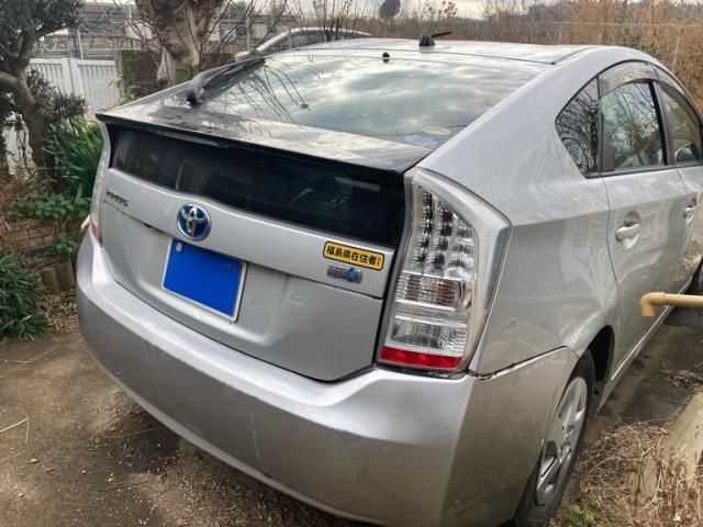 TOYOTA PRIUS 2010