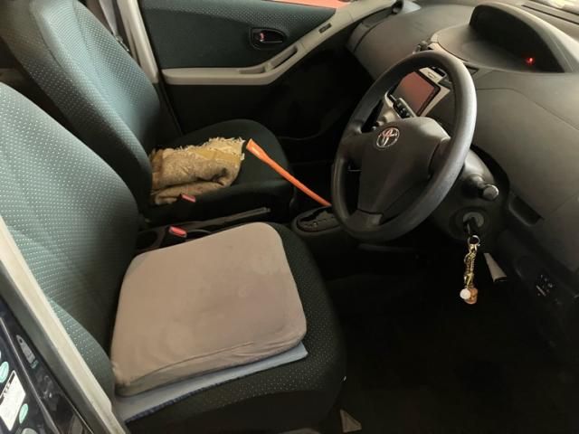 TOYOTA VITZ  4WD 2007