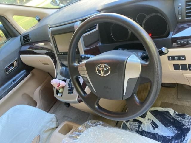 TOYOTA VELLFIRE 4WD 2012