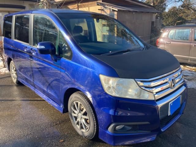 HONDA STEPWAGON SPADA 2010