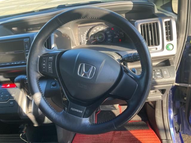 HONDA STEPWAGON SPADA 2010