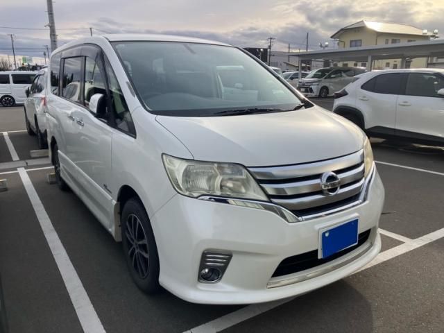 NISSAN SERENA  S-HYBRID 2013