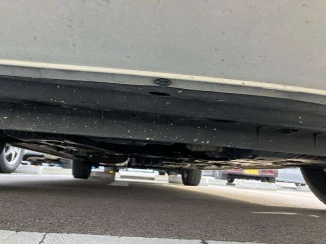 NISSAN SERENA  S-HYBRID 2013