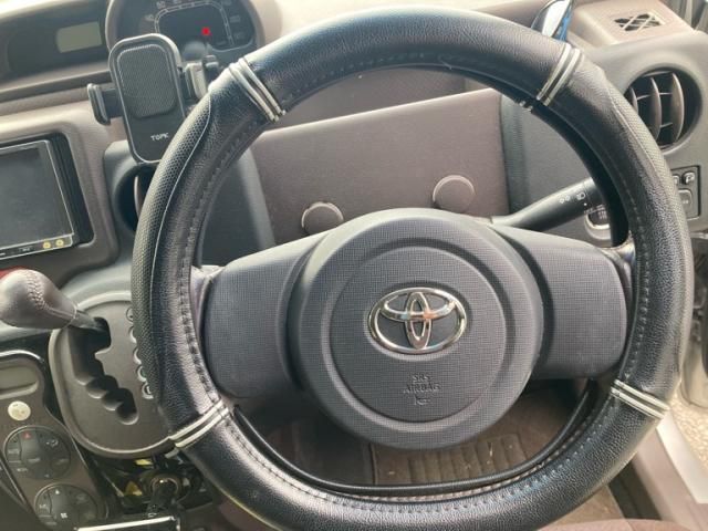 TOYOTA SPADE 2013