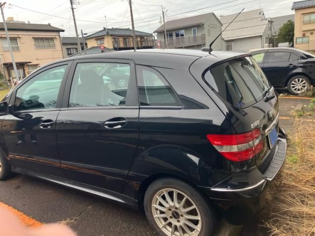 MERCEDES BENZ MERCEDES BENZ B class 2010