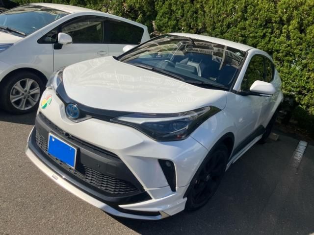 TOYOTA C-HR 2021