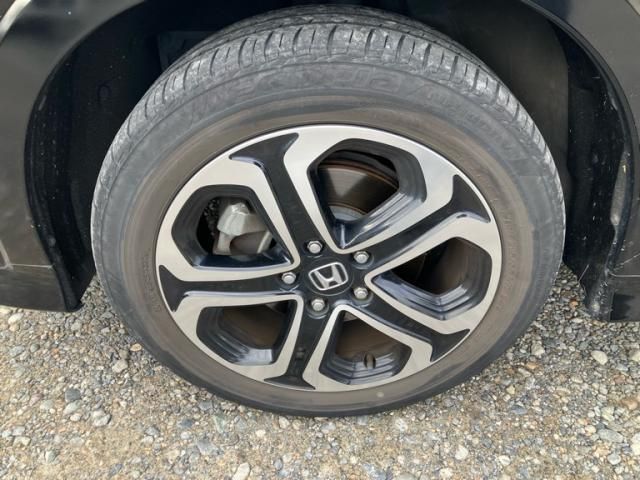 HONDA VEZEL HYBRID 2017