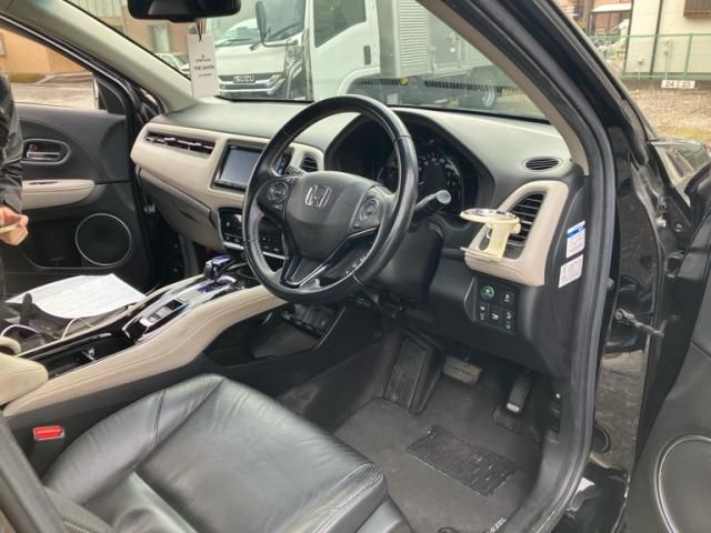 HONDA VEZEL HYBRID 2017