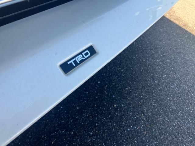 TOYOTA RAV4 2WD 2019