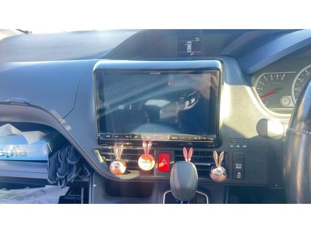 TOYOTA VOXY 4WD 2016