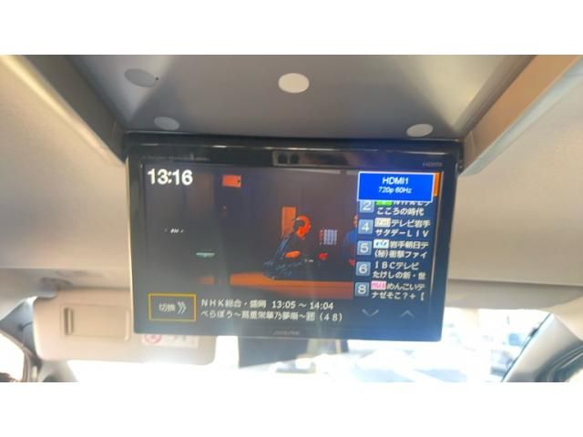 TOYOTA VOXY 4WD 2016