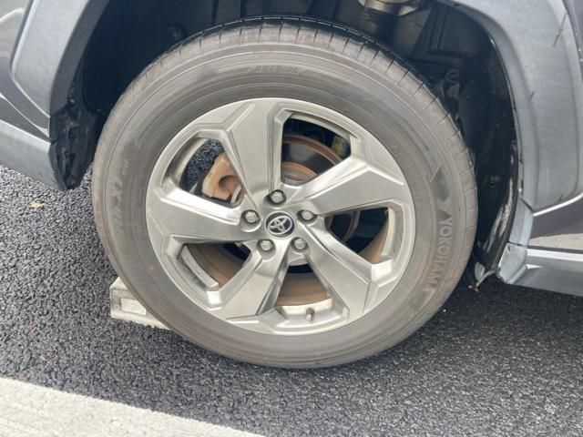 TOYOTA RAV4 4WD 2019