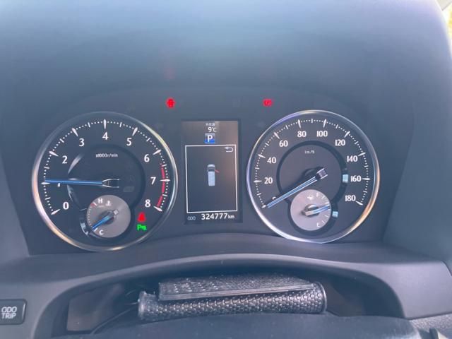 TOYOTA ALPHARD 4WD 2016