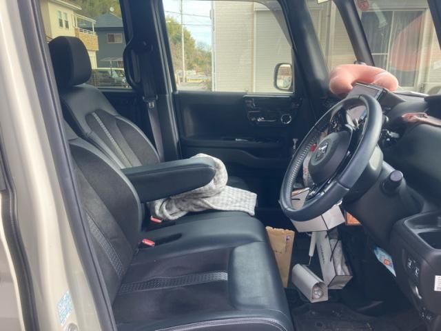 HONDA N BOX CUSTOM 2022