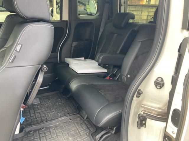 HONDA N BOX CUSTOM 2022