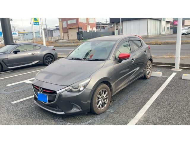 MAZDA DEMIO 2017