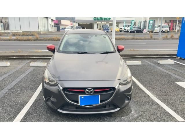 MAZDA DEMIO 2017