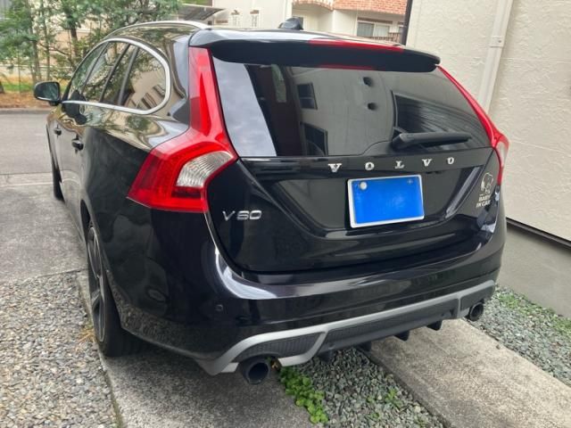 VOLVO VOLVO V60 2012