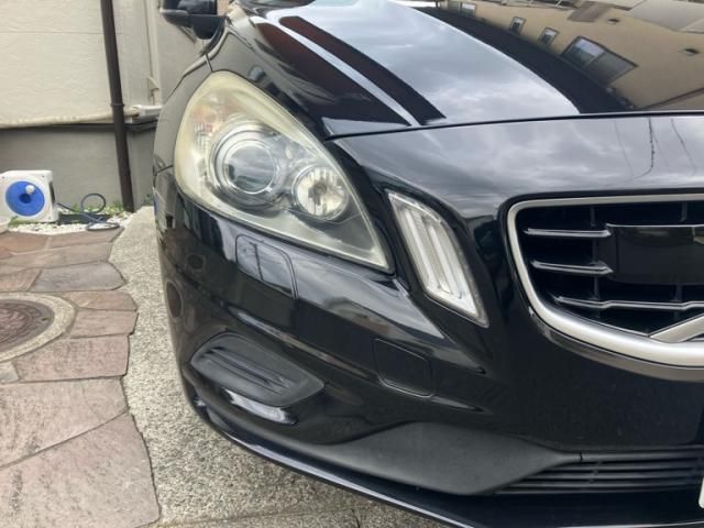 VOLVO VOLVO V60 2012