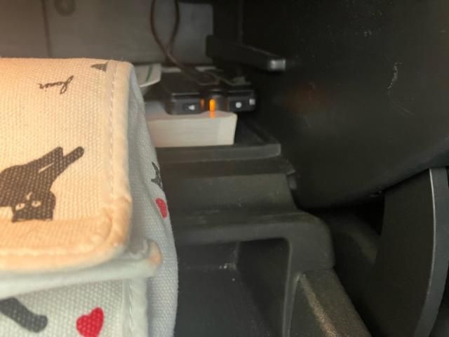 VOLVO VOLVO V60 2012