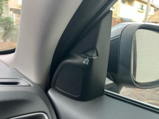 VOLVO VOLVO V60 2012