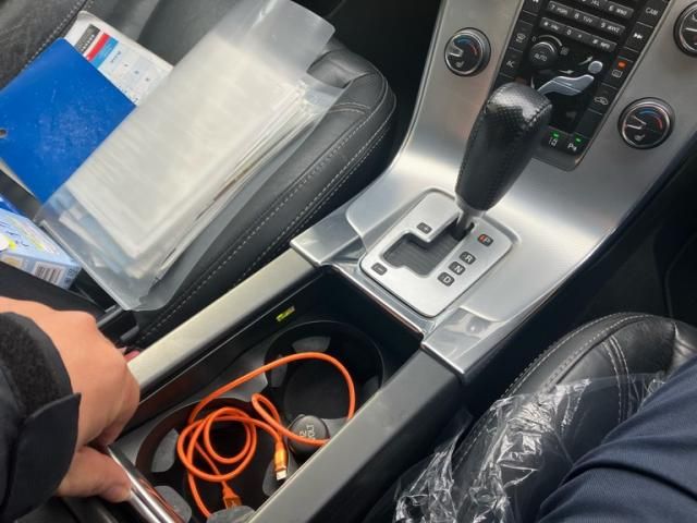 VOLVO VOLVO V60 2012