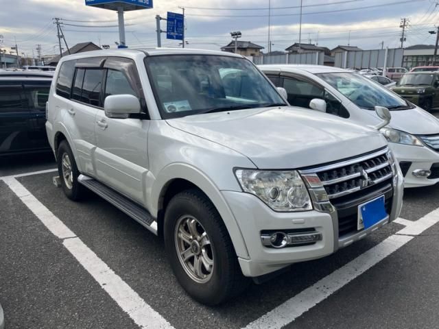 MITSUBISHI PAJERO wagon 2017