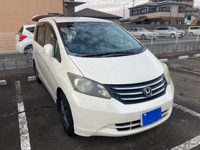 HONDA FREED 2011