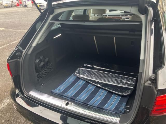 AUDI AUDI A4 AVANT 2017