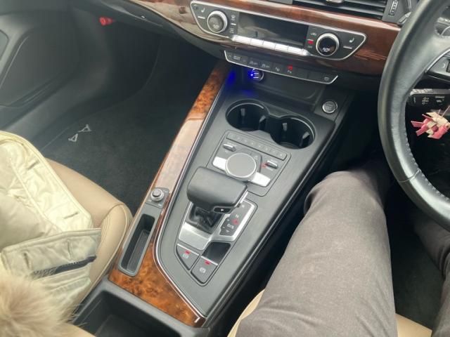 AUDI AUDI A4 AVANT 2017