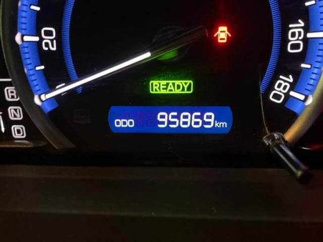 TOYOTA VOXY HYBRID 2015