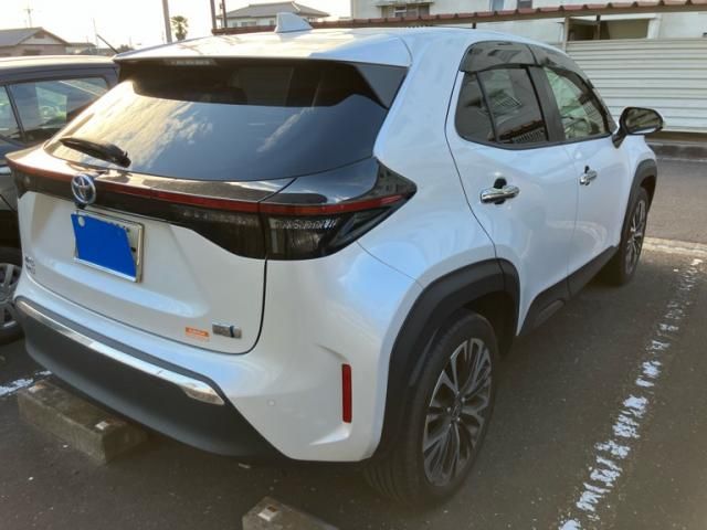 TOYOTA YARIS CROSS HYBRID 2022