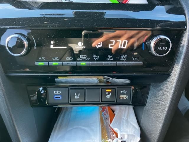 TOYOTA YARIS CROSS HYBRID 2022