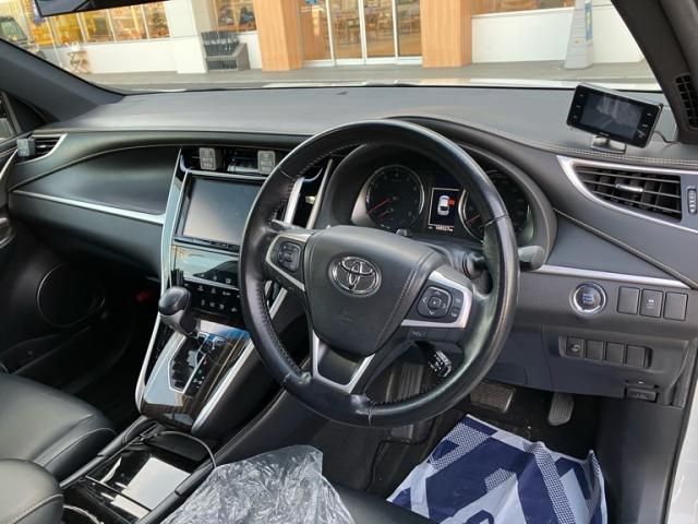 TOYOTA HARRIER 2WD 2014